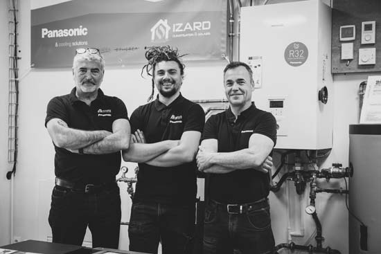 Equipe Izard climatisation et service